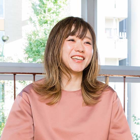 金井あき（かない・あき） アートディレクター／デザイナー 東京生まれ。2008年東京藝術大学大学院美術研究科デザイン専攻修士課程修了後、コクヨ入社。主な実績にTHE CAMPUSのアートディレクション、THINK OF THINGSのアートディレクション、コクヨtokyo2020ムービーのアートディレクション。受賞歴にJAGDA新人賞2018、ADC賞2018／2020-2021、GOOD DESIGN AWARD 金賞、Red Dot Design Award、メディア芸術祭審査員推薦作品選出、KOKUYO DESIGN AWARD 2014社内特別賞など。